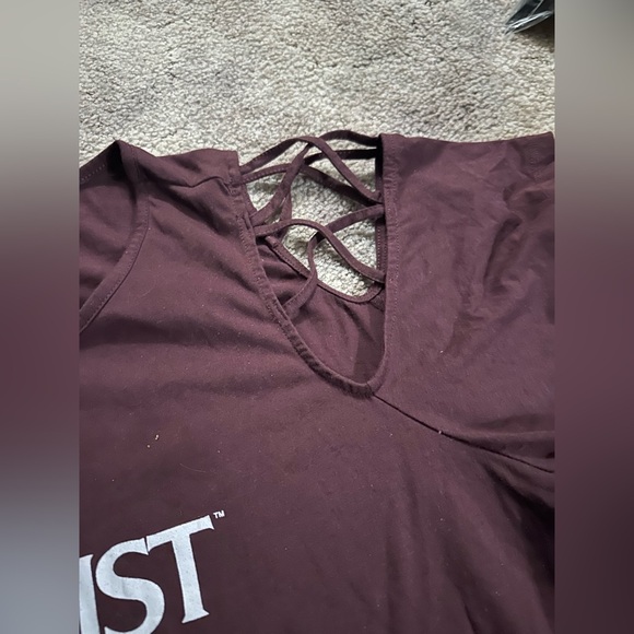 TORRID The Exorcist Graphic Cutout T-Shirt - Picture 3 of 3